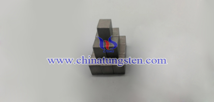 97W-2.1Ni-0.9Fe tungsten alloy brick picture