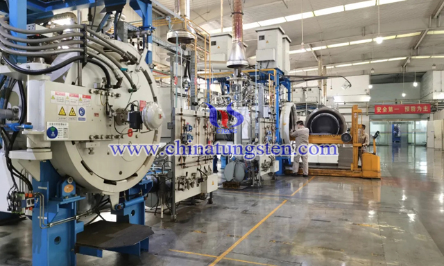 Workshop for Sintering Vacuum Furnace of Zhangyuan Tungsten